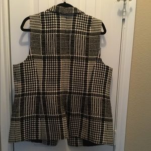 Vest that can be worn casual or dressy.